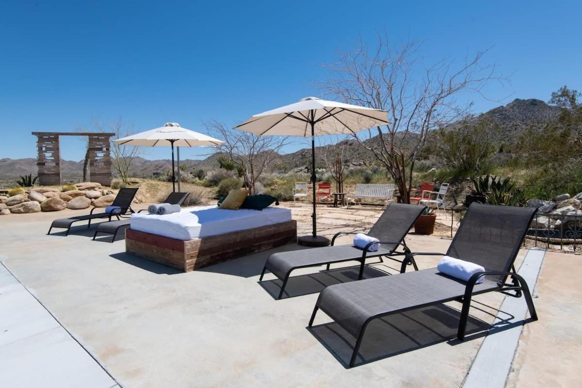 Renovated Lodge - Room 2 With Pool Access Joshua Tree Exterior photo